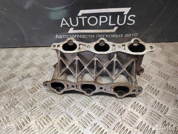 Впускной коллектор Hyundai Sonata 2.7 G6BA