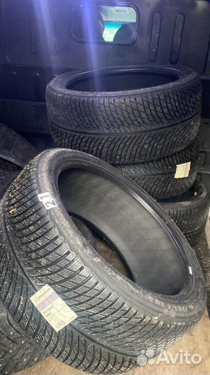 Michelin Pilot Alpin PA5 325/35 R22 и 285/40 R22