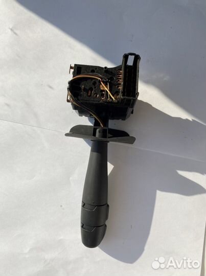 Renault sandero 1 подрулевой переключатель света