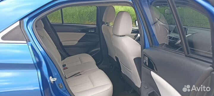 Mitsubishi Eclipse Cross 1.5 CVT, 2018, 40 000 км