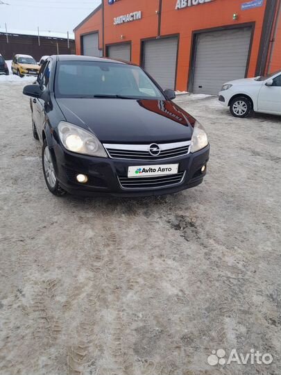 Opel Astra 1.8 AT, 2011, 170 000 км