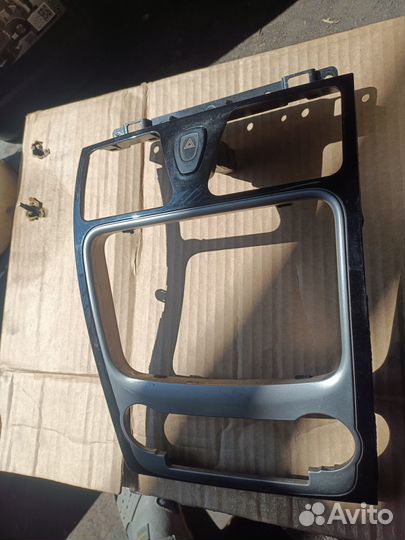 Рамка магнитолы Geely Emgrand EC7