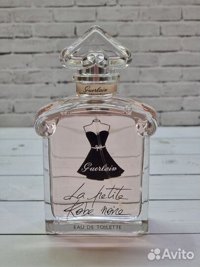 Guerlain la petite robe noire