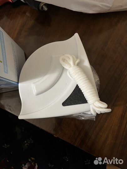 Магнитная щетка для мытья окон