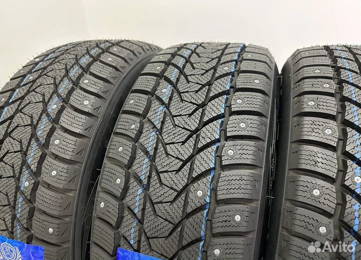 Tri Ace Snow White II 215/60 R16 55T