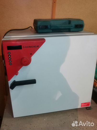 Термостат/инкубатор суховоздушный Binder BD 53