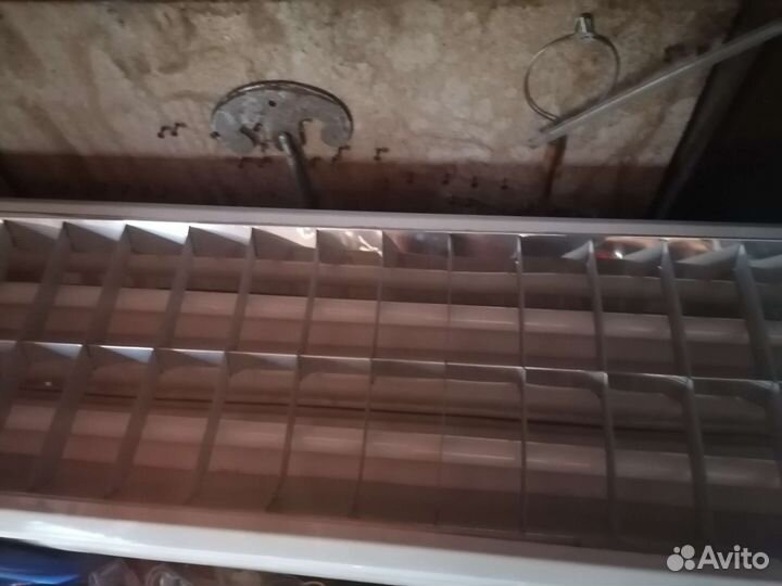 Лампа люминисцентная