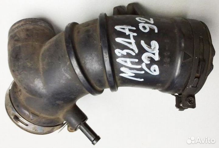 Патрубок воздушный мазда 626