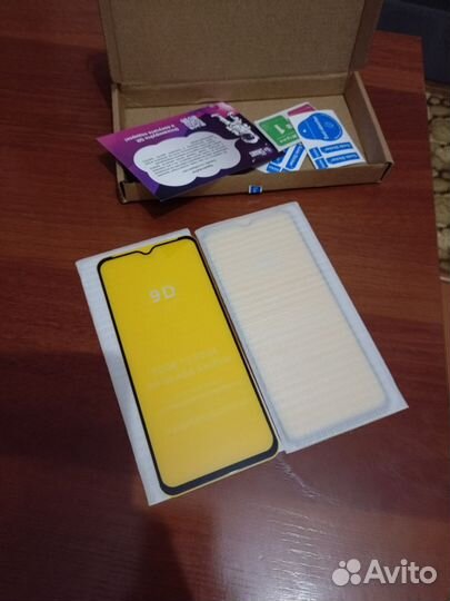 Защитное стекло realme c31