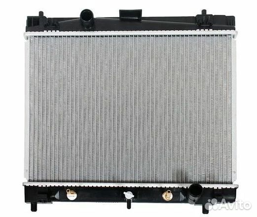 Тойота Виц 05г радиатор охлаждения в наличии