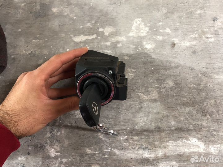 Замок зажигания Mercedes-Benz w202