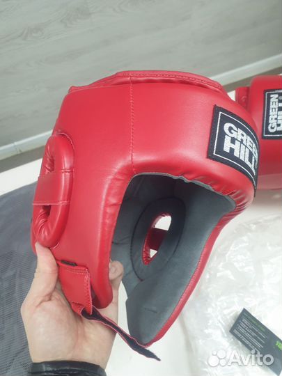 Боксерский шлем green hill красный L