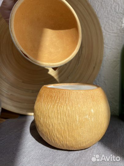 Керамическая баночка ручной работы