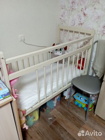 Кроватка детская