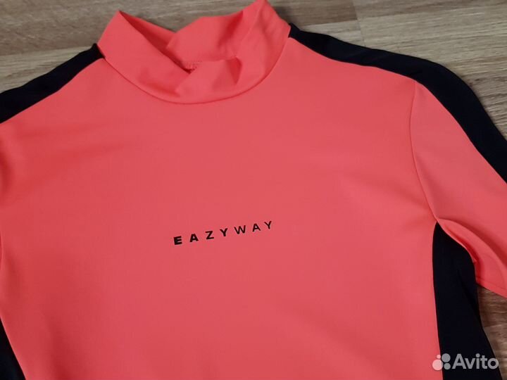 Рашгард женский спортивный eazyway