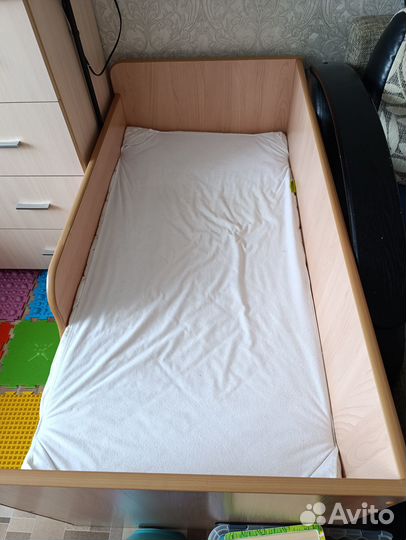Кровать с матрасом 60 на 120