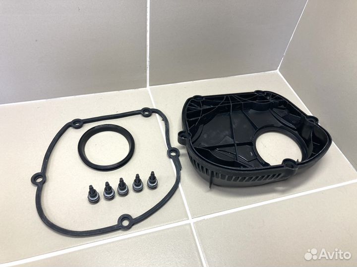 Кожух ремня грм Volkswagen Passat B7 2011-2015