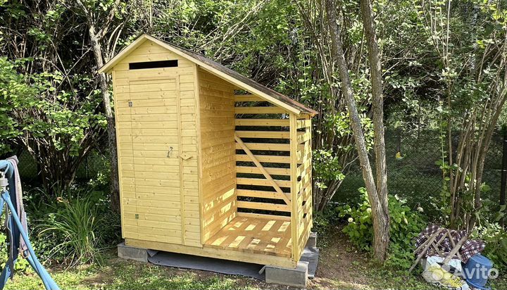 Туалет с дровником двускатный новый