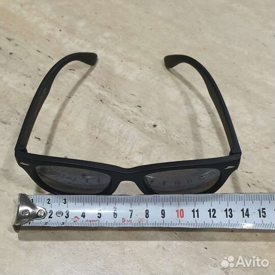 Детские солнечные очки