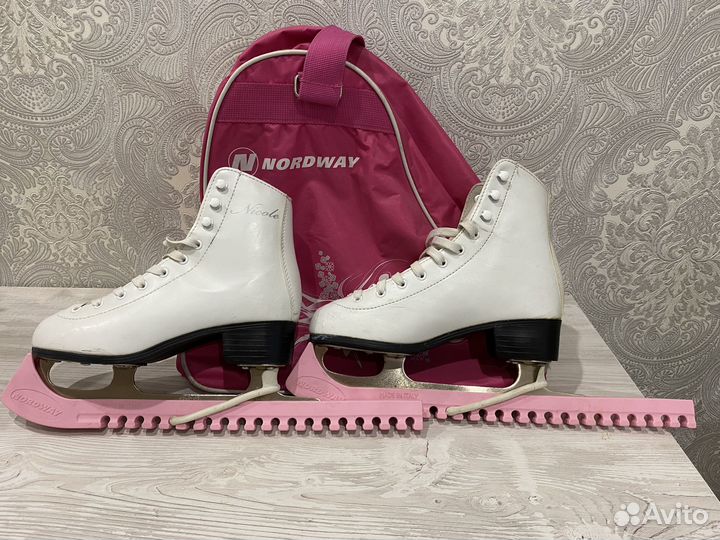Коньки фигурные детские 35 размер