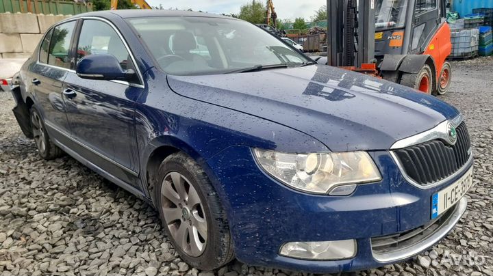 Дверь задняя левая skoda superb 2 2011