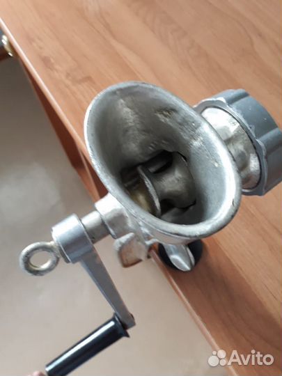 Мясорубка ручная СССР чугунная