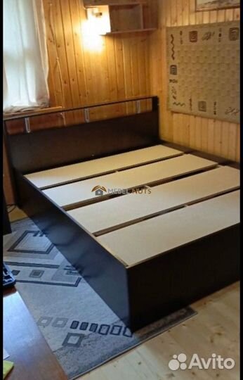 Кровать двуспальная 160х200