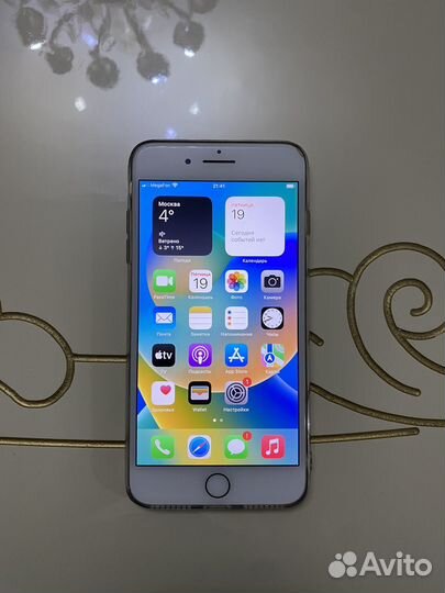 iPhone 8 Plus, 256 ГБ