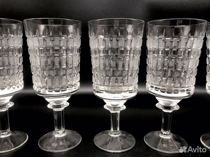 Фужеры лзхс СССР, Фриз, А. Остроумов