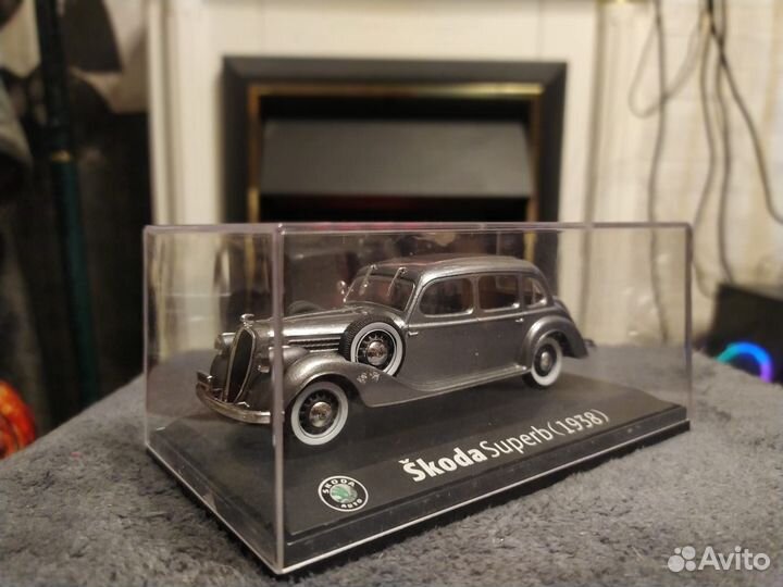 Коллекционные машинки 1 43