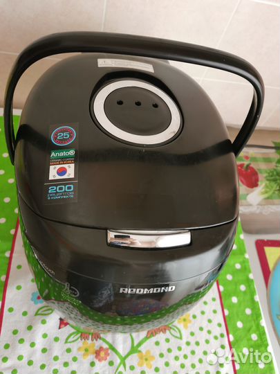 Мультиварка redmond