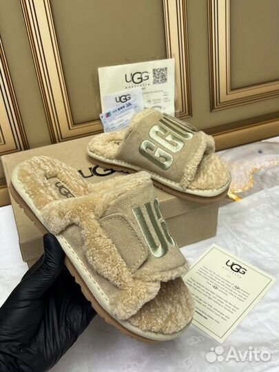 Тапки с мехом UGG