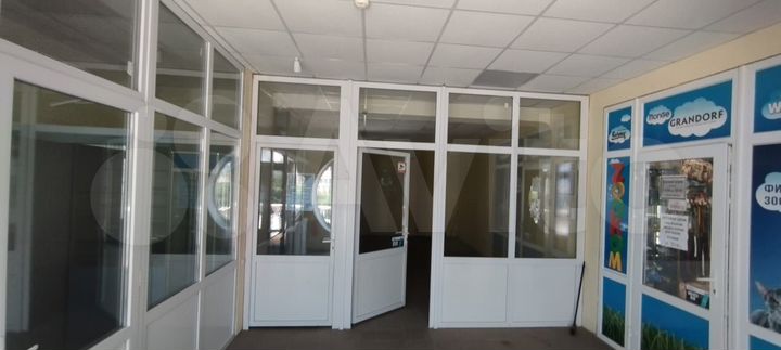 Сдам помещение 32 м2 в ТЦ Лимон, на 1 этаже