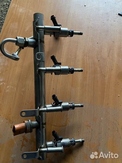 Форсунка топливная volkswagen tiguan 2.0 tsi