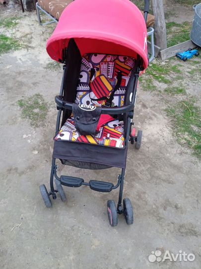 Прогулочная коляска