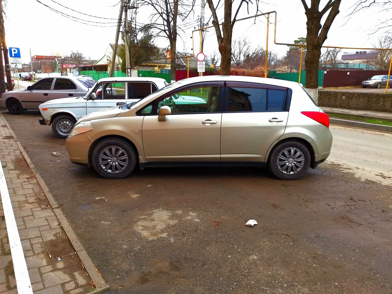 Nissan Tiida: фото владельца