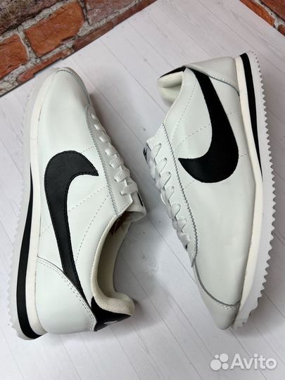 Кроссовки nike cortez