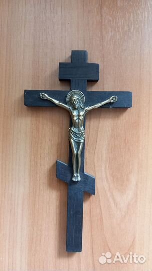 Крест настенный. Дерево. Металл