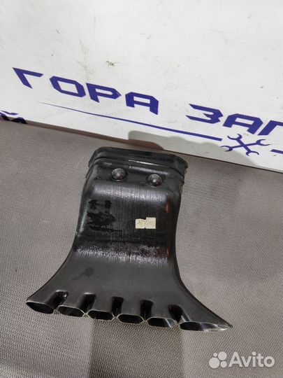 Воздуховод салона левый Ford Focus 3