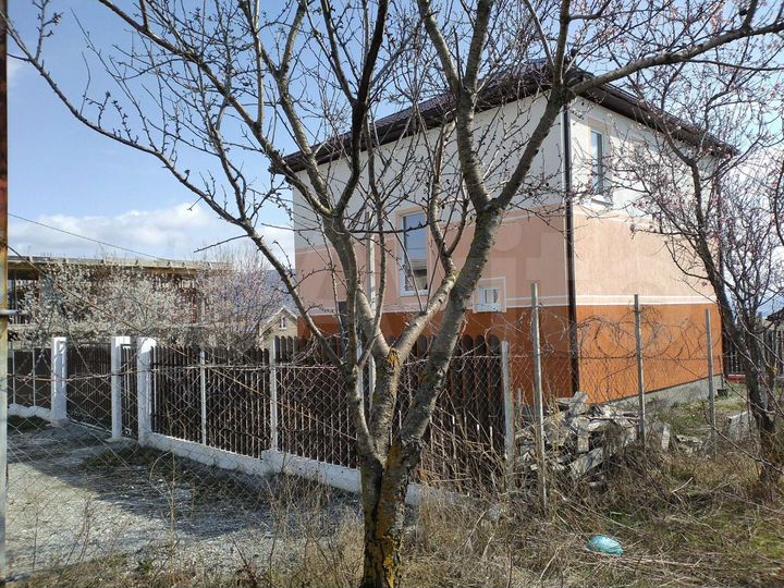 Дом 120 м² на участке 5 сот.