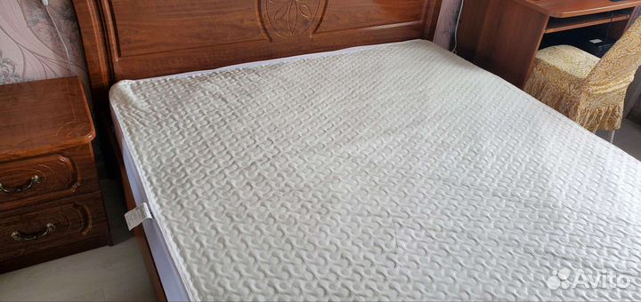 Наматрасник 160х200 новый