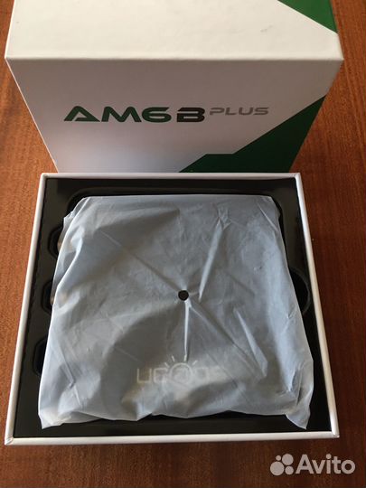 TV приставка Ugoos AM6 B plus