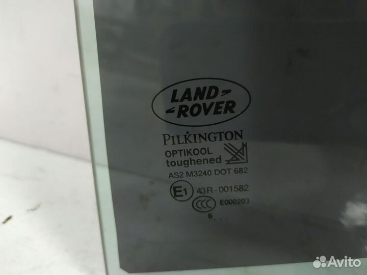 Стекло двери задней левой Ленд Ровер Дискавери 3