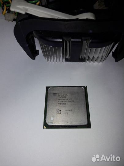 Процессор Intel Pentium 4 3 GHz, SL7E4, S478
