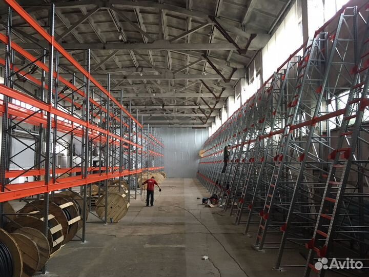 Монтаж металлических стеллажей