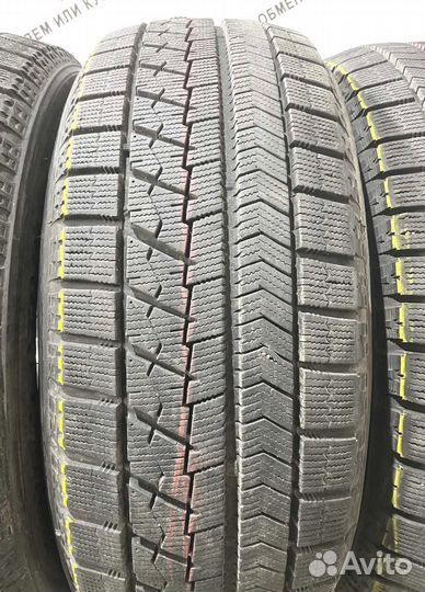 Bridgestone Blizzak Revo GZ 205/60 R16 92S