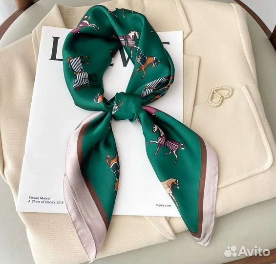 Платок на шею, косынка, шарф