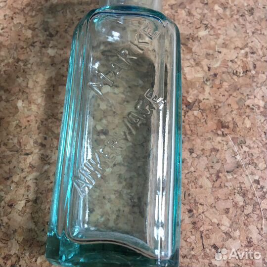 Бутылки старинные, для декора, синие, зеленые