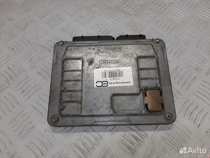 Блок управления двигателем Volkswagen Polo 3 2001