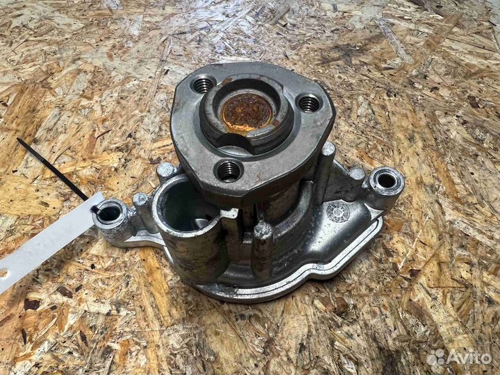 Помпа Volkswagen Mk6 (2008—2012) 03C 121 019 J